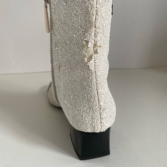 SOLD☄️ON TRADESY DEFECTIVE CHANEL RUNWAY ‘ASTRONAUT’ COLLECTION BOOT - Picture 10 of 15